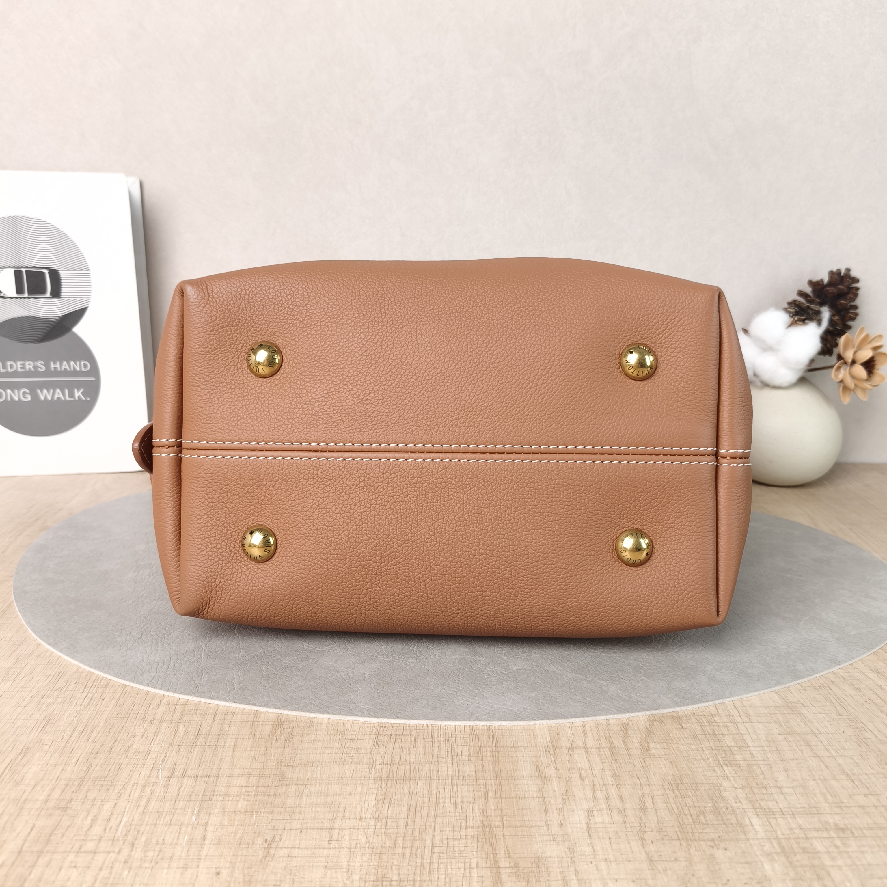Louis Vuitton Shoulder Bag Low Key Hobo Shoulder Bag Calfskin Small24 × 16 × 28 cm — cover view 3 of 6
