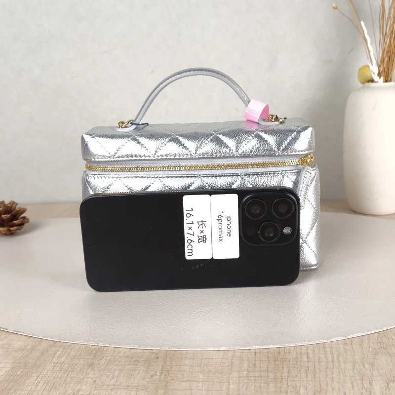 Chanel Crossbody Baglp Box Bag Top Handle Crossbody Bag Silver Grained Calfskin One Size19.5 × 5 × 17 cm — cover view 5 of 5