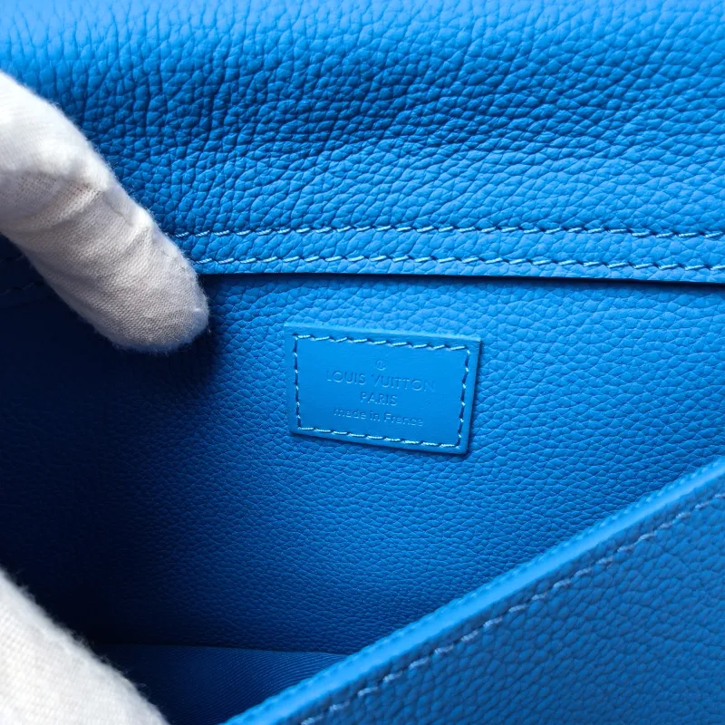 Louis Vuitton Belt Bag Takeoff Sling Belt Bag Blue Calfskin One Size30 × 3 × 16 cm — detail view 2 of 14