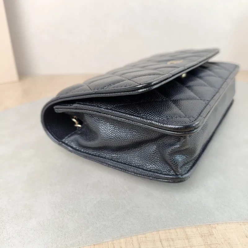 Chanel Crossbody Bag Classic Flap WOC CF WOCWOC Bag Black Grained Calfskin Mini 19.2 × 3.5 × 12.3 cm 29 — detail view 6 of 13