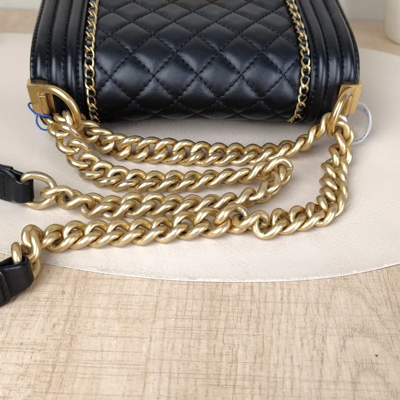 Chanel Crossbody Bag Le Boy​Black Calfskin Small 20.5 × 8.5 × 12 cm — detail view 8 of 15