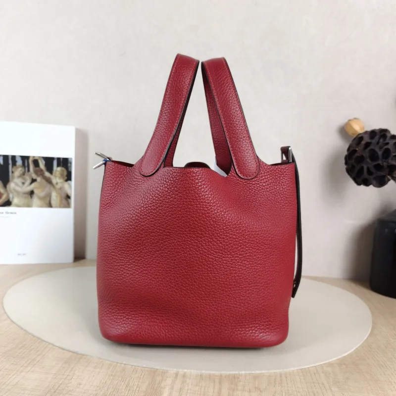 Hermès Top Handle Bag Picotin Lock 18 18 K1 TC Calfskin Small 18 × 13 × 18 cm A — detail view 2 of 9