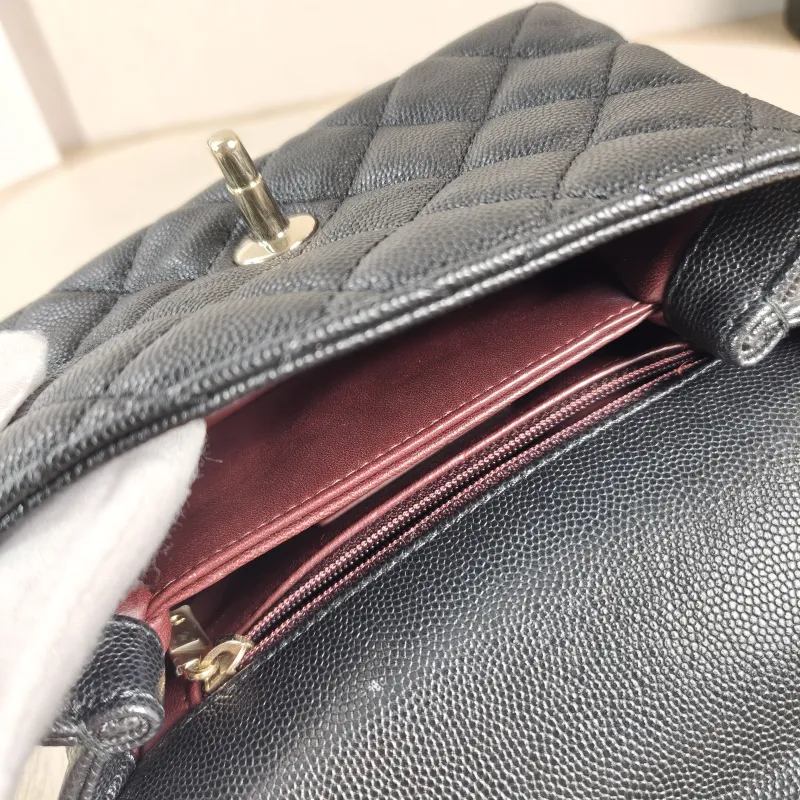 Chanel Top Handle Bag Coco Handle​Black Grained Calfskinmini19 × 9 × 13 cm — detail view 7 of 14