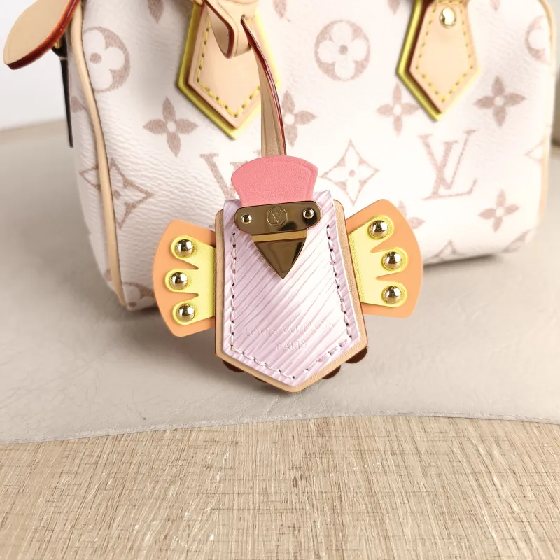 Louis Vuitton Crossbody Bag Speedy Nano PVC nano 16 × 7.5 × 10 cm — detail view 4 of 10