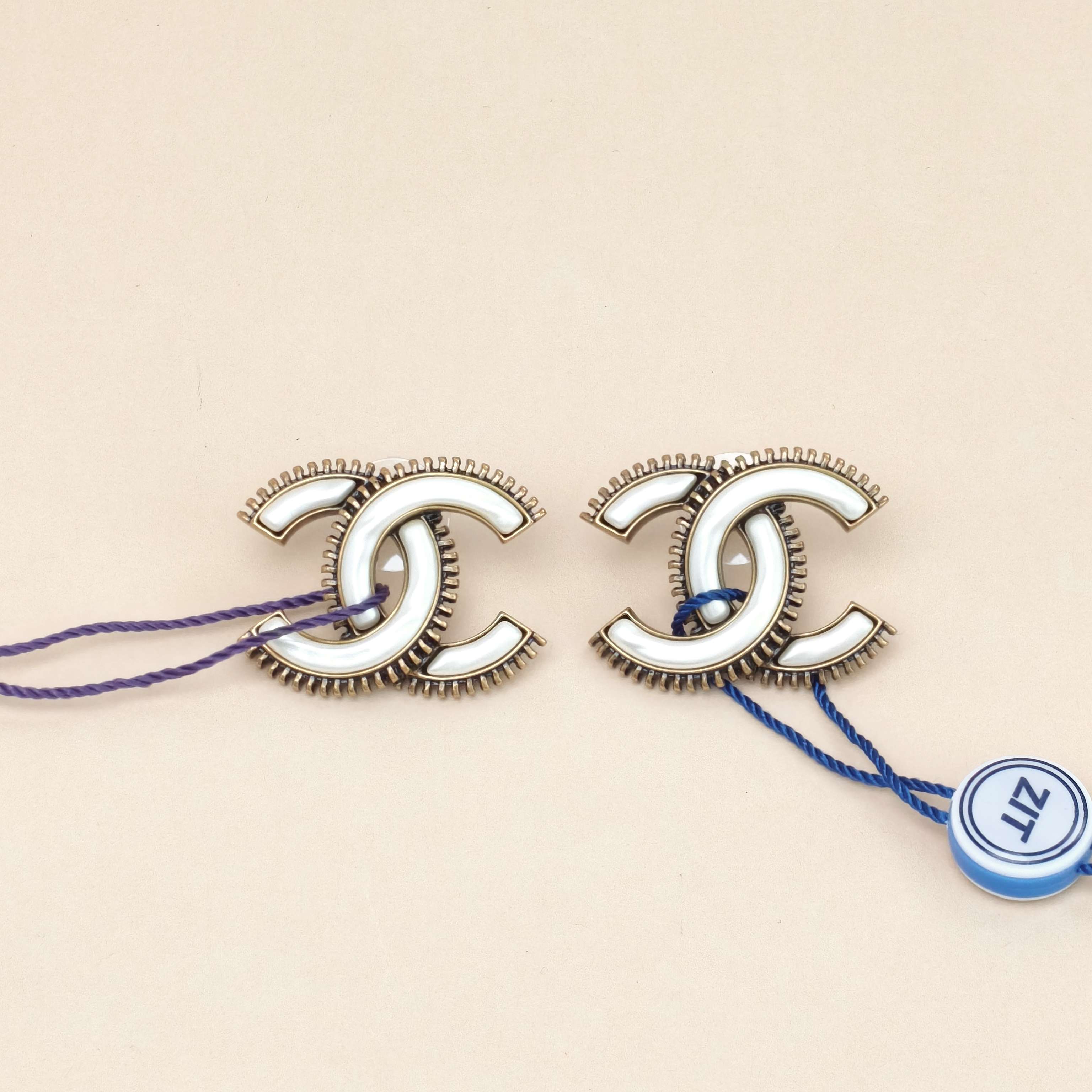 Chanel Earrings24k c Earrings White Gold One Size