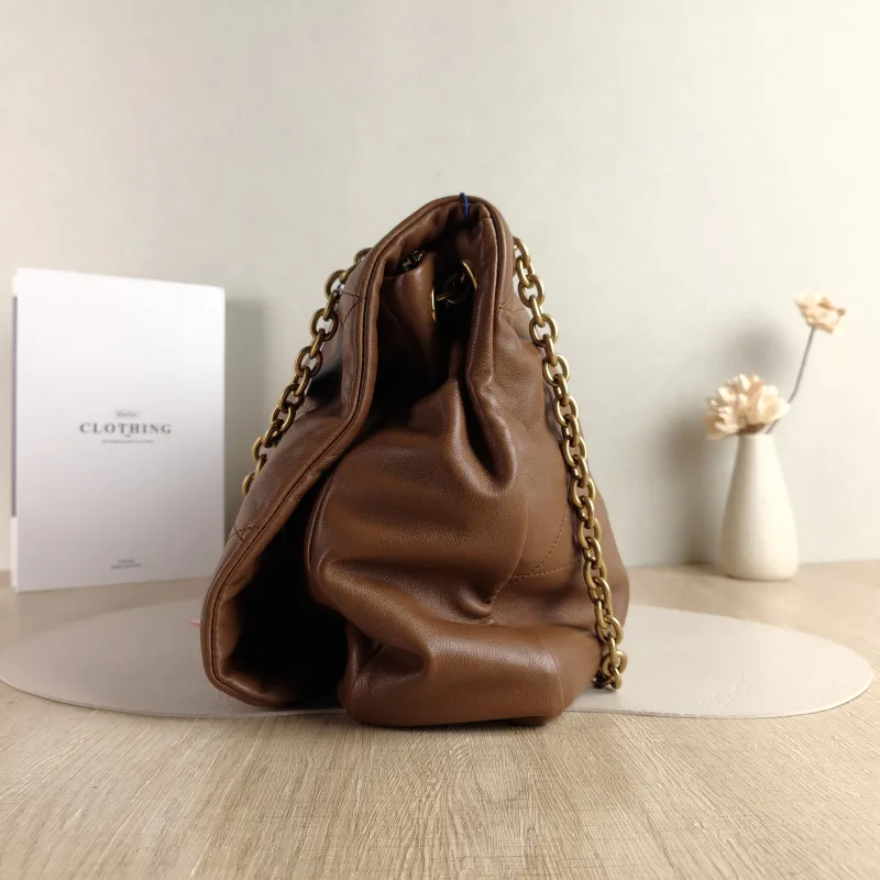 SAINT LAURENT Crossbody Bag Jamie 4.3 Chain Bag Caramel Lambskin Large 43 × 9 × 29 cm — detail view 11 of 11