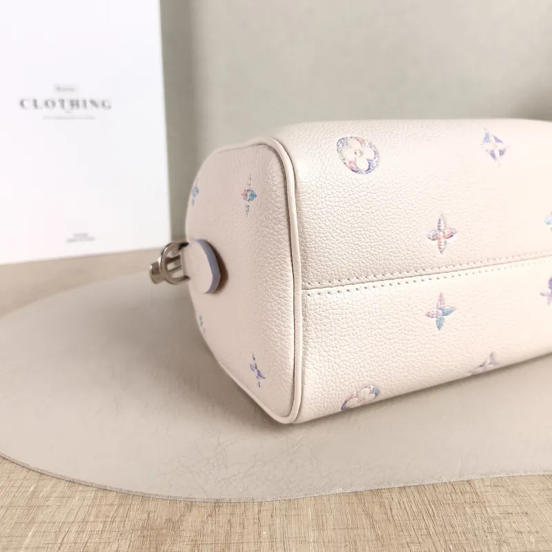 Louis Vuitton Crossbody Bag Speedy20 Calfskin One Size 20.5 × 12 × 13.5 cm — detail view 11 of 12