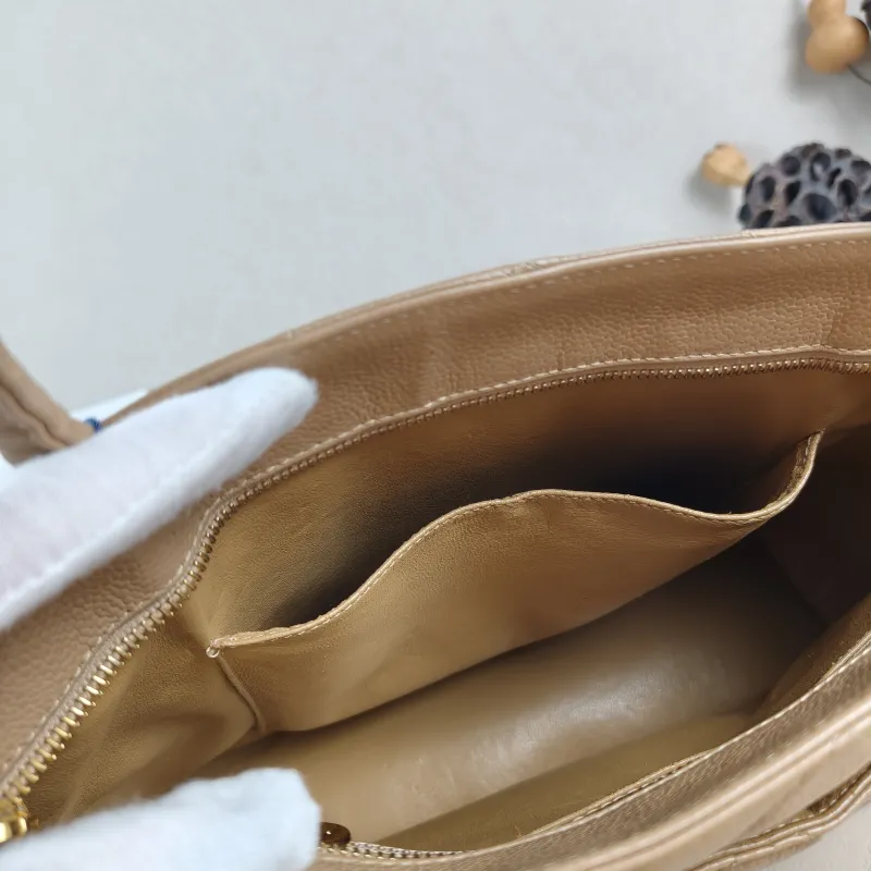 Chanel Top Handle Bag Medallion Taupe Grained Calfskin Large 30 × 15 × 24 cm 7 — detail view 12 of 13