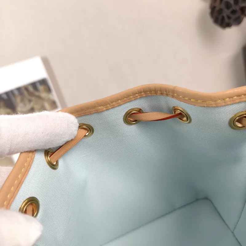 Louis Vuitton Shoulder Bag NANO NOÉ Bucket Bag Nano Colorblock PVC nano 13 × 10 × 16 cm — detail view 8 of 9
