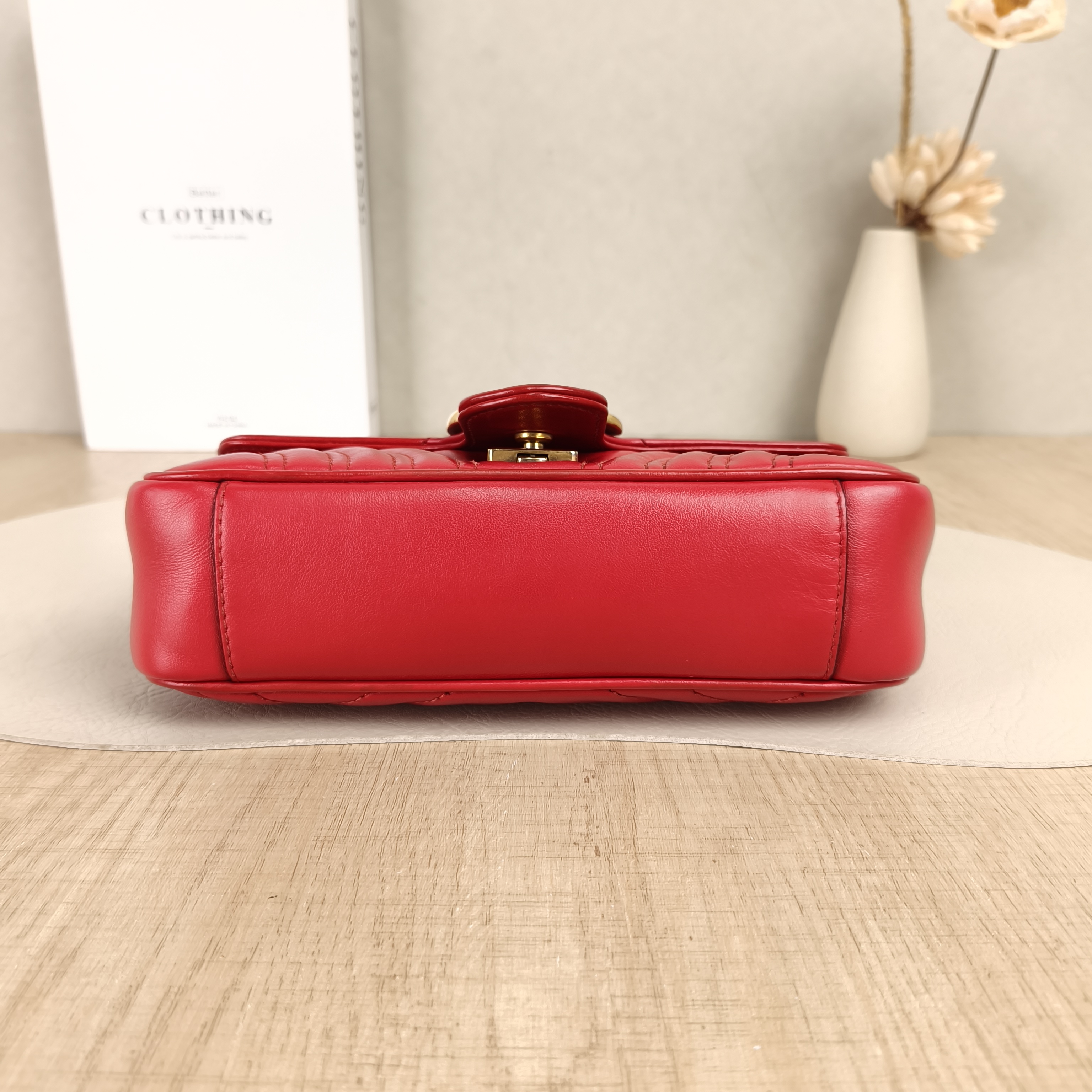 GUCCI Crossbody Bag GG Marmont Small Marmont 22Red Calfskin Small22 × 6 × 13 cm — cover view 3 of 5
