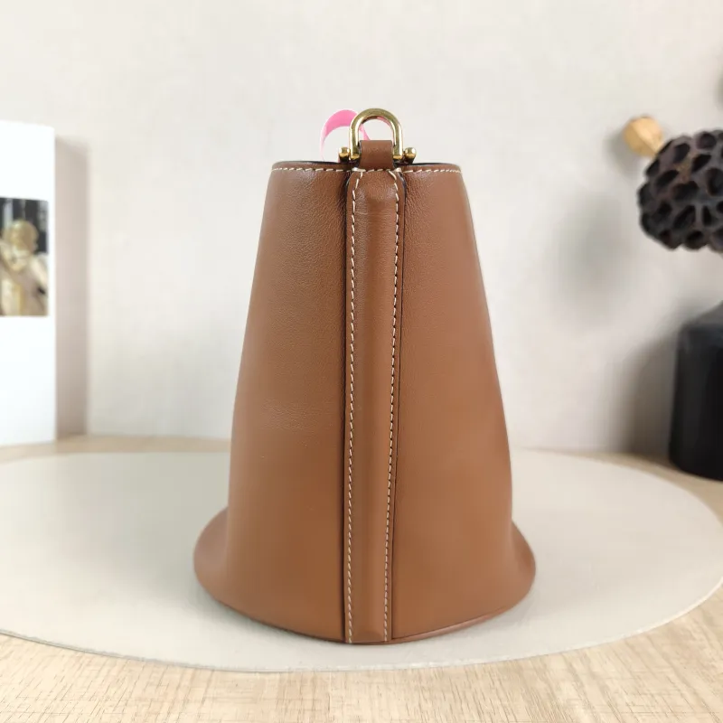 CELINE Crossbody Bag Bucket 16 Bucket Bag Caramel Calfskin Small 16 × 16 × 18 cm — detail view 12 of 12