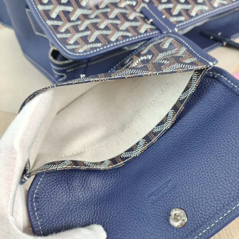 GOYARD Top Handle Bag hardy y tote Blue PVC Small 40 × 17 × 31 cm — detail view 13 of 15