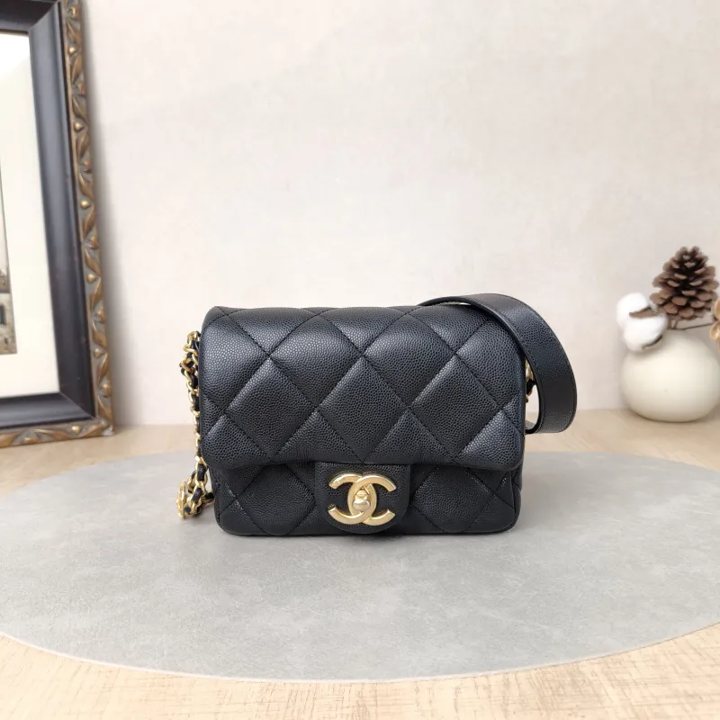 Chanel Crossbody Bag Classic Flap Mini CF Mini Grained Calfskinmini17 × 8 × 13.5 cm