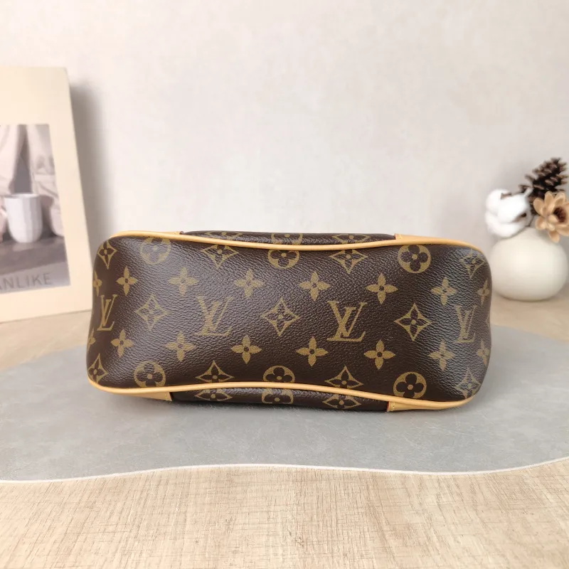 Louis Vuitton Crossbody Bag Boulogne PVC Small 26 × 9.5 × 16 cm — cover view 3 of 6