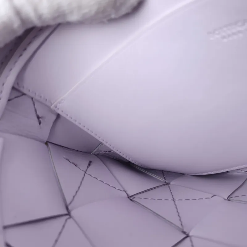 Bottega Veneta Clutch Clutch — detail view 7 of 13