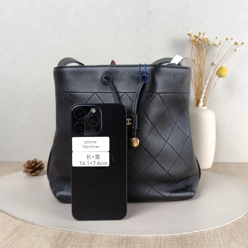 Chanel Shoulder Bag Bucket Bag Black Lambskin 22.5 × 13 × 22 cm — cover view 5 of 5