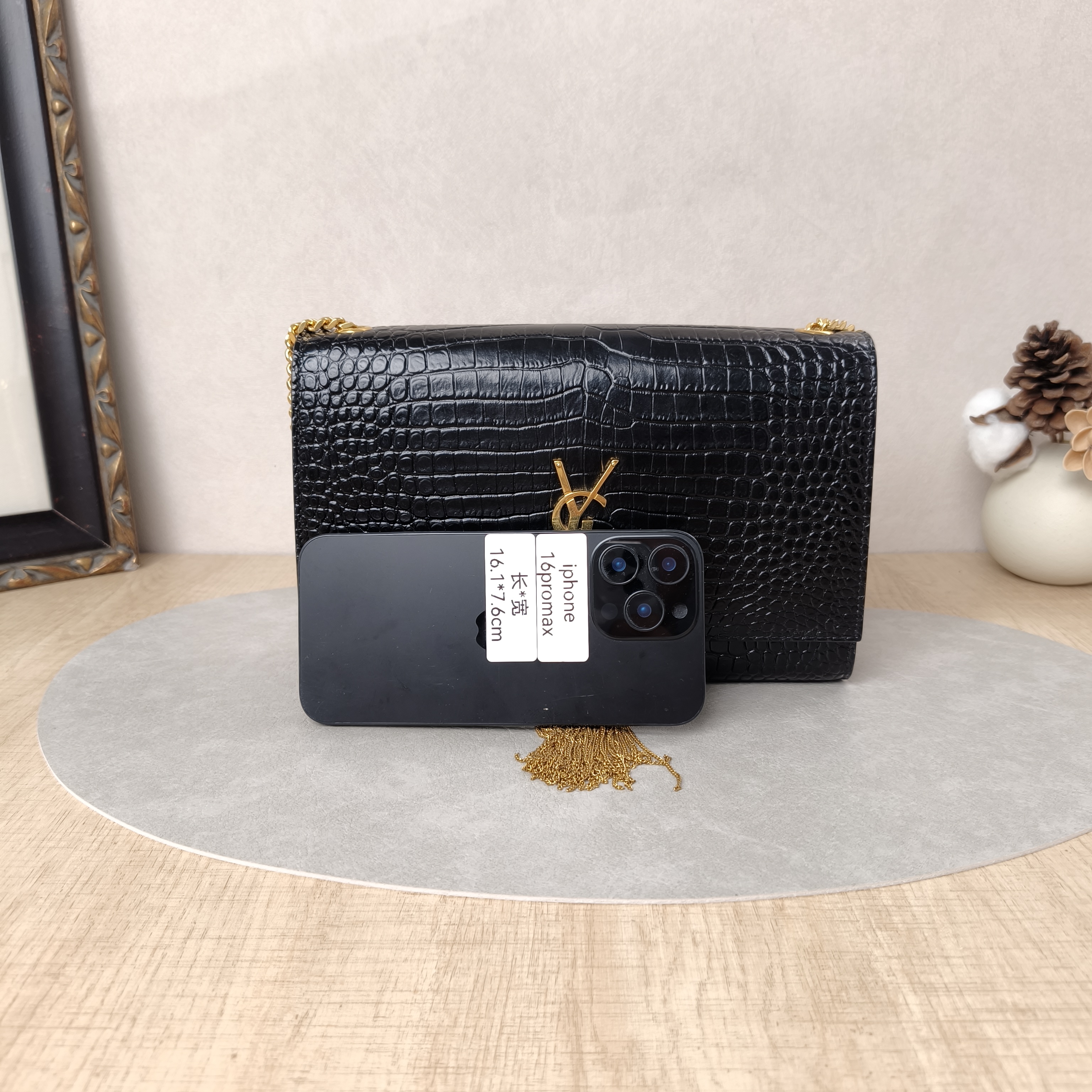 SAINT LAURENT Crossbody Bag KATE Edition Black Calfskin Medium24 × 5.5 × 14.5 cm — cover view 3 of 10