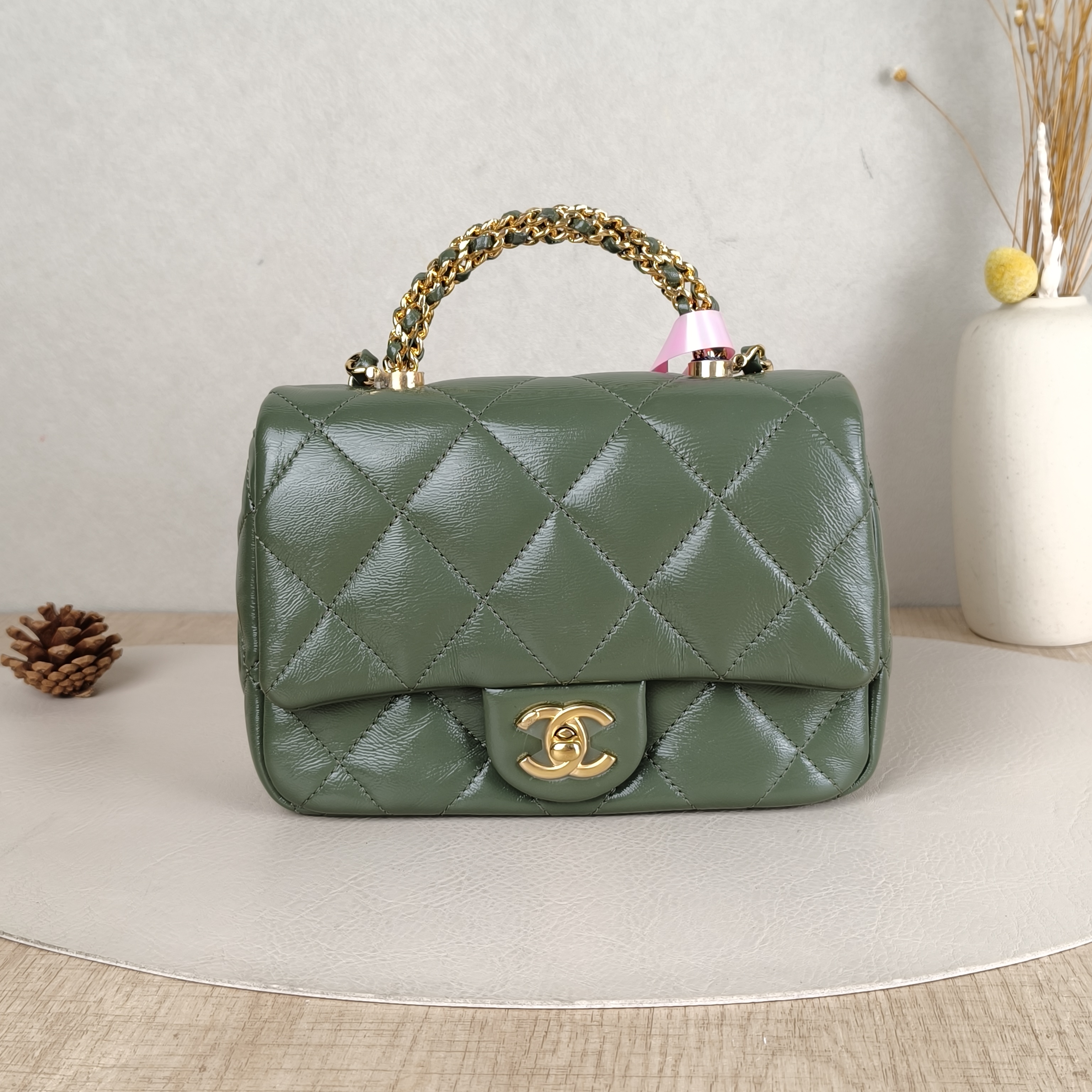 Chanel Crossbody Bag Green Lambskinmini19 × 8.5 × 14 cm