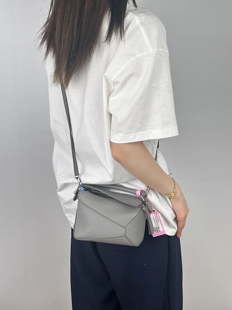 LOEWE Crossbody Bag Puzzle Grey Calfskinmini18 × 8 × 12.5 cm — on-model view 2 of 2