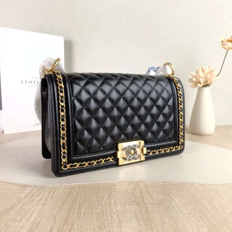 Chanel Crossbody Bag Le Boy​ Black Grained Calfskin Medium 25 × 9 × 15 cm — cover view 4 of 6