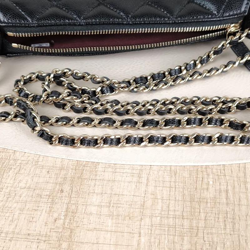 Chanel Crossbody Bag Black Grained Calfskin One Size21 × 5.5 × 12 cm — detail view 2 of 12
