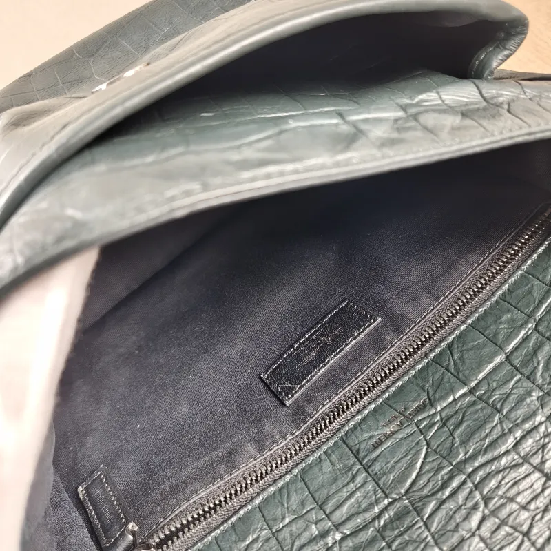 SAINT LAURENT Crossbody Bag Niki D Green Waxed Leather Medium 28 × 8.5 × 20 cm — detail view 8 of 11