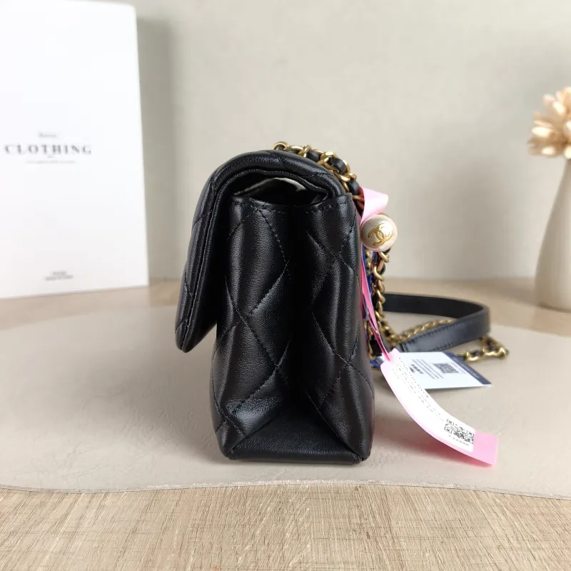 Chanel Crossbody Bag Pearl Black Lambskin Mini 19 × 7 × 13 cm — detail view 12 of 12
