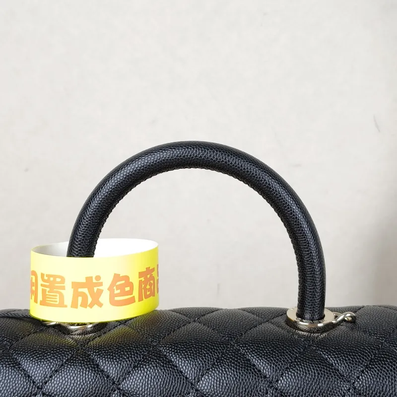 Chanel Top Handle Bag Coco Handle​Black Grained Calfskin Small24 × 10 × 14 cm — detail view 10 of 13