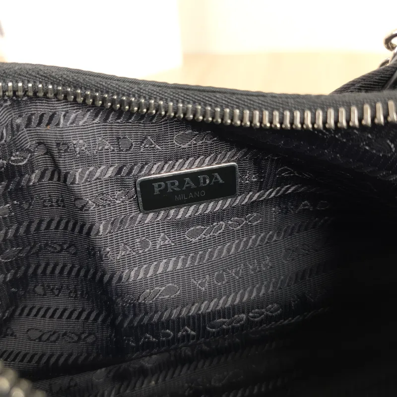 PRADA Crossbody Bag Re-Edition 2005 Hobo Black Nylon Mini 22 × 6 × 18 cm — detail view 9 of 12