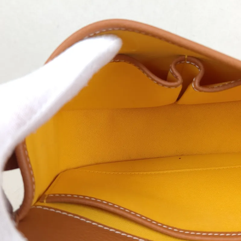 GOYARD Crossbody Bag BELVEDERE Messenger Bag Brown ine Canvas Small 22 × 7 × 16 cm — detail view 9 of 11