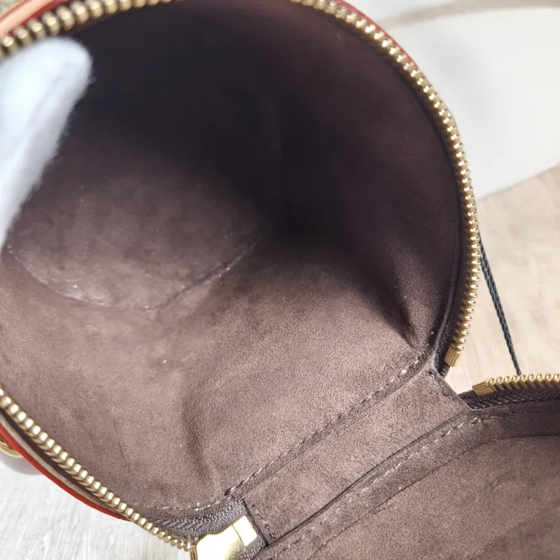 Louis Vuitton Crossbody Bag Cannes Monogram PVC nano 14 × 12 × 14.5 cm — detail view 3 of 15