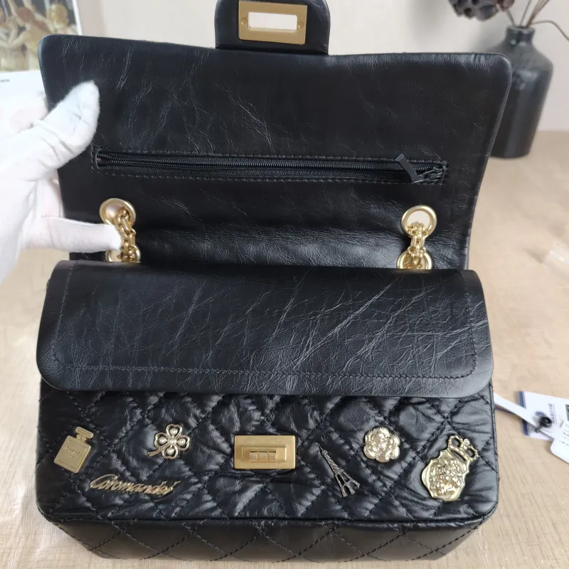Chanel Crossbody Bag 2.55 Edition Black Calfskin Small 24 × 7.5 × 16 cm 24 — detail view 6 of 13