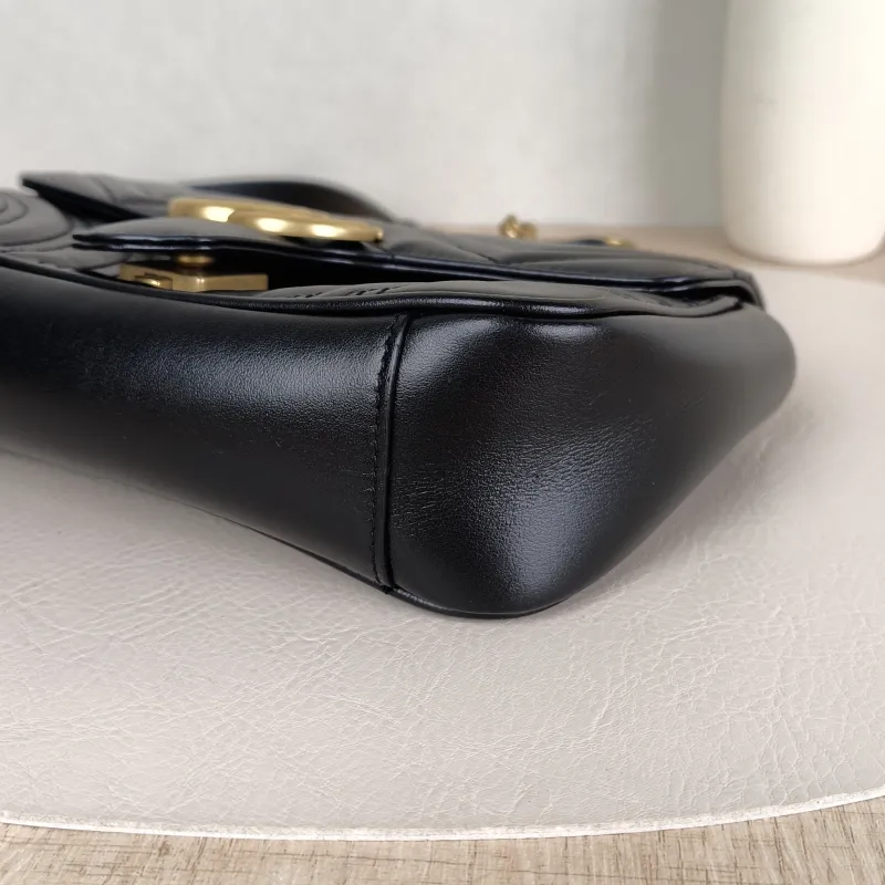 GUCCI Crossbody Bag GG Marmont Small Marmont 22Black CC alfskin Small22 × 6 × 13 cm — detail view 5 of 11