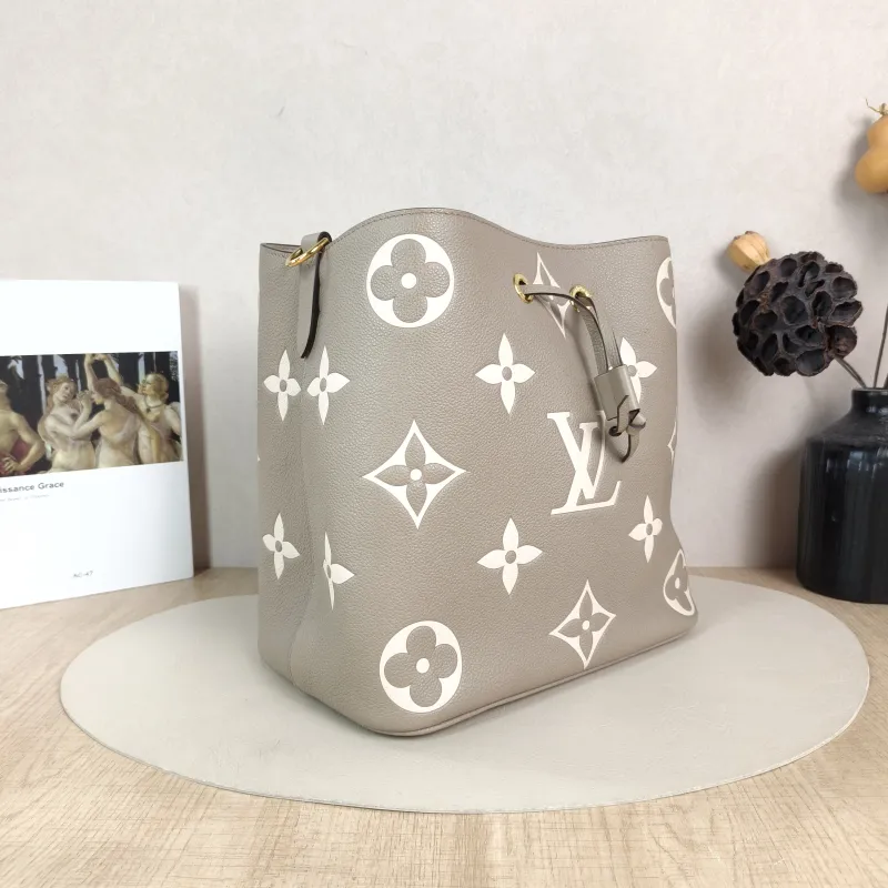 Louis Vuitton Shoulder Bag NÉONOÉ Bucket Bag · White Monogram Empreinte Embossed Calfskin Medium 26 × 17.5 × 26 cm — cover view 5 of 5
