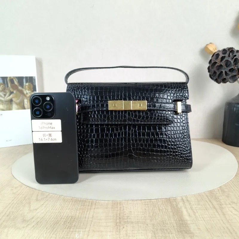 SAINT LAURENT Shoulder Bag MANHATTAN Black Calfskin Small 24 × 17.5 × 6 cm — cover view 4 of 6
