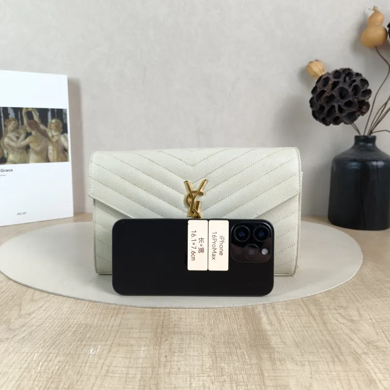 SAINT LAURENT Crossbody Bag CASSANDRE ENVELOPE White Calfskin 22.5 × 4 × 14 cm — cover view 4 of 5