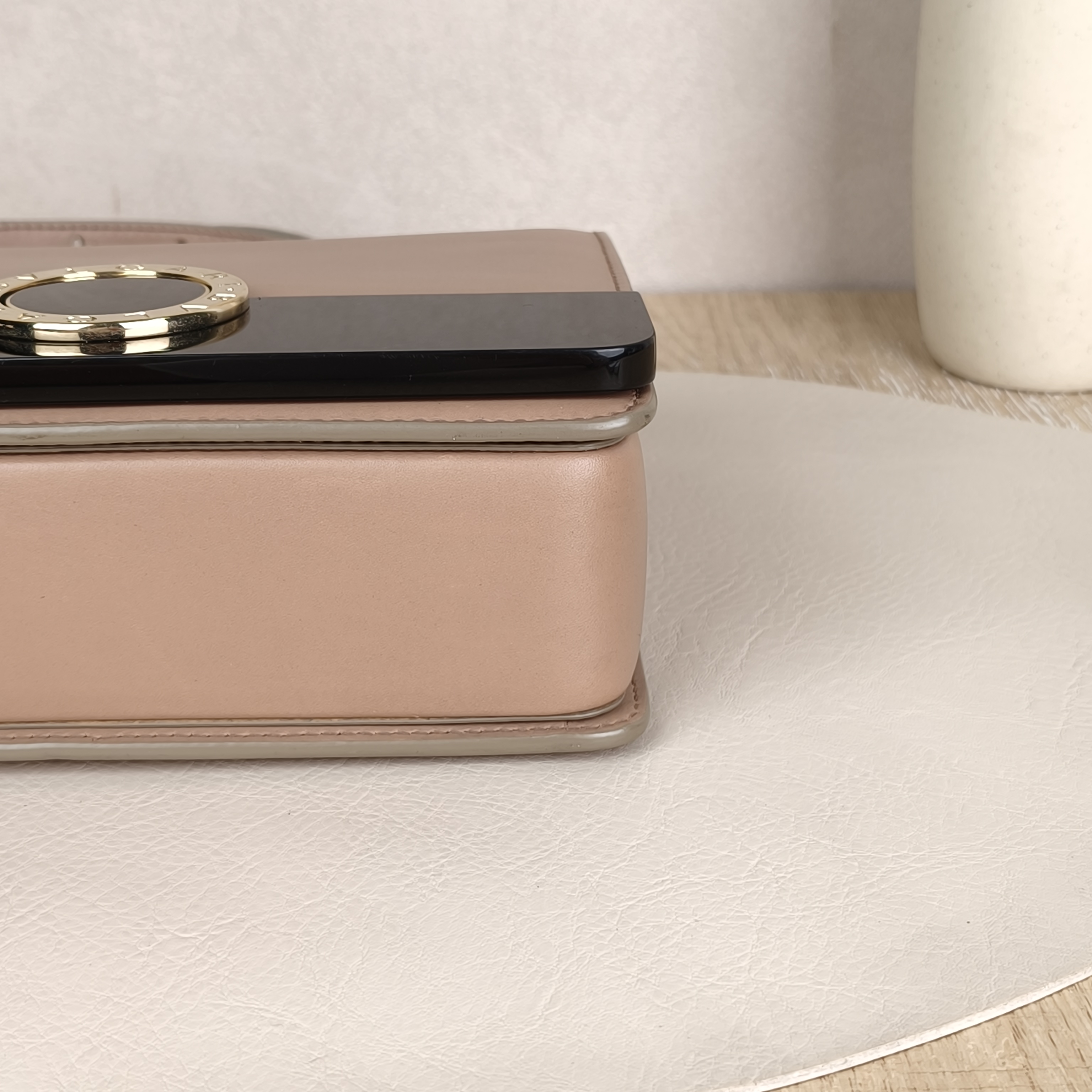 Bvlgari Shoulder Bag Pink Calfskin · 19 × 7 × 16 cm — cover view 2 of 9