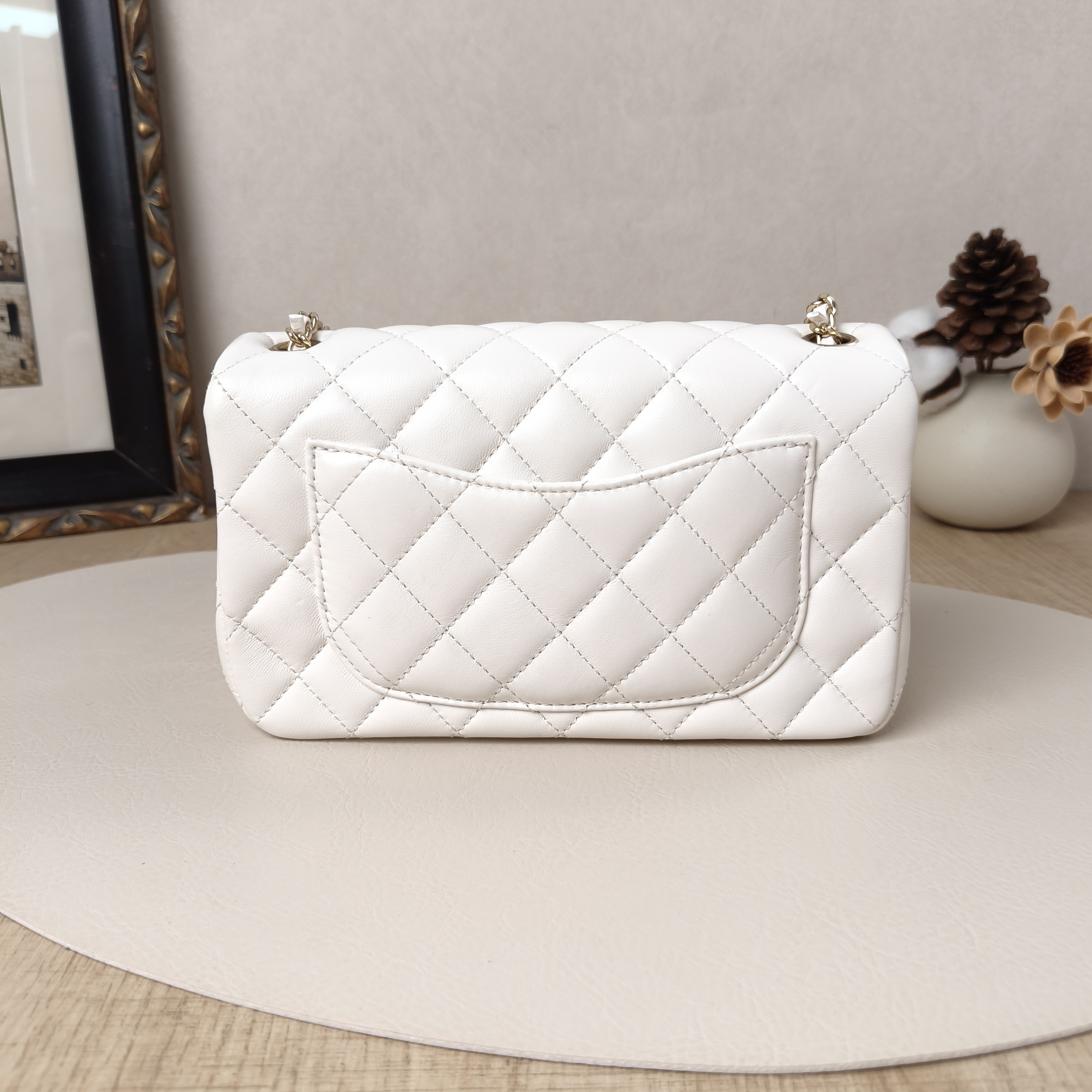 Chanel Crossbody Bag Classic Flap Large Mini CF Mini White Lambskin mini20 × 6 × 12 cm logo — cover view 3 of 10