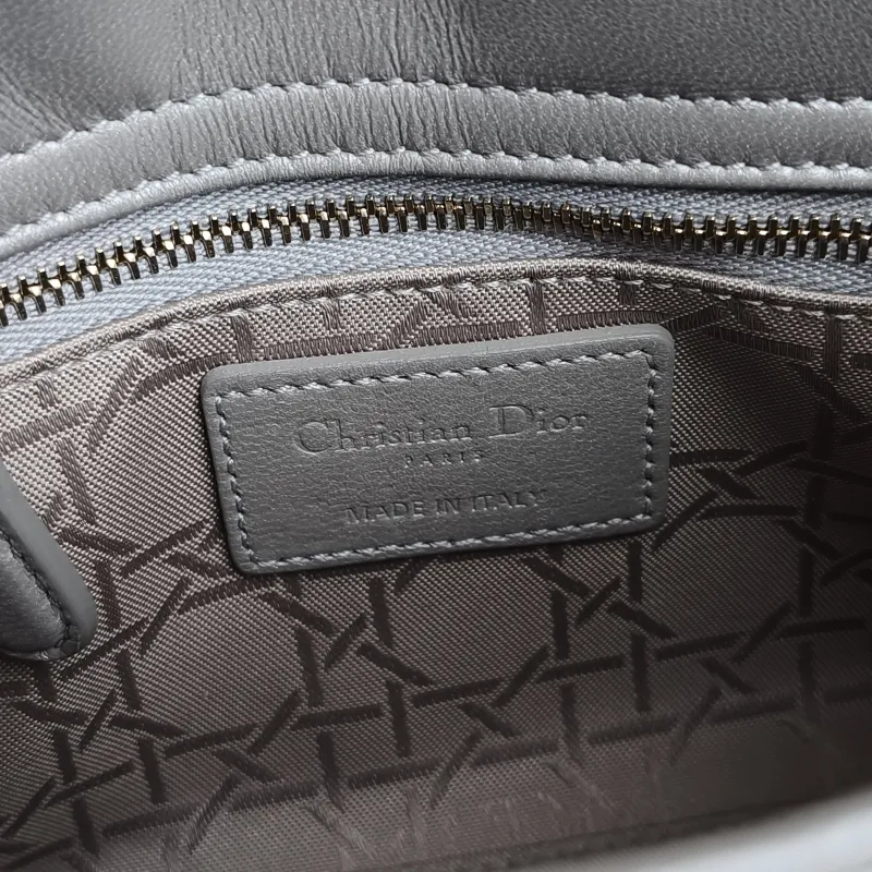 DIOR Crossbody Bag Lady Lady Dior Bag Mini12 × 5 × 10 cm — detail view 8 of 12