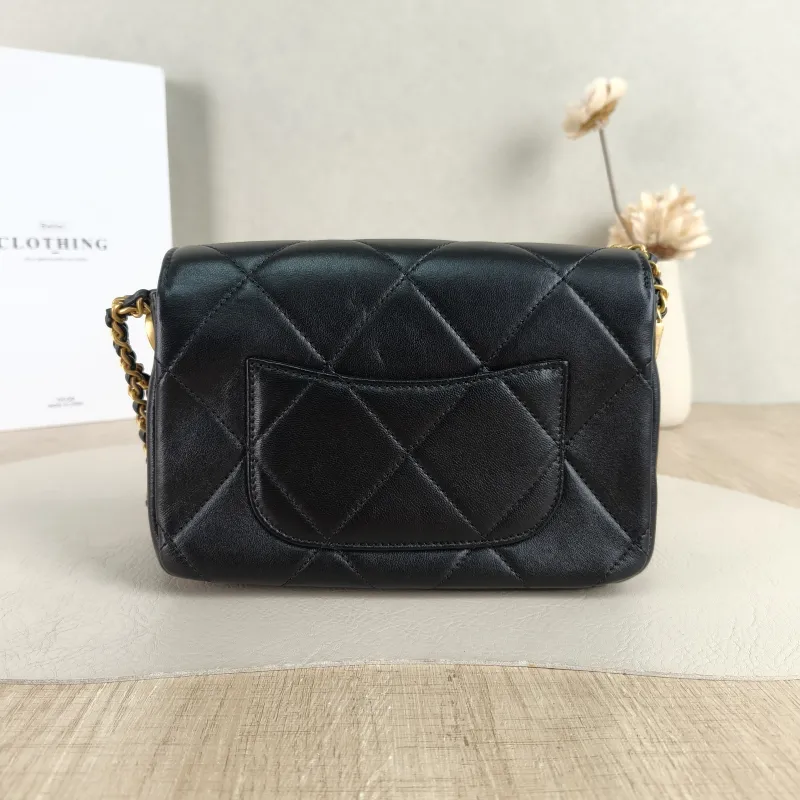 Chanel Crossbody Bag Black Calfskin 19 × 5.5 × 11 cm Microchip Edition — cover view 4 of 5