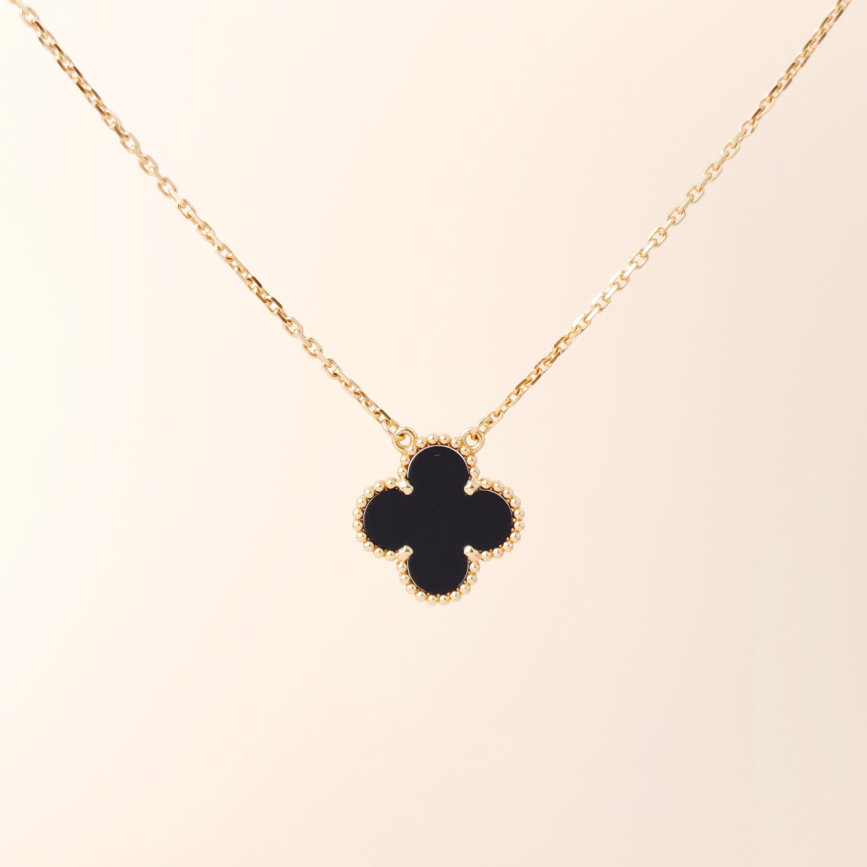 Van Cleef & Arpels Necklace Alhambra Alhambra Collection Necklace 18KY ellow Gold Vintage Small42cm