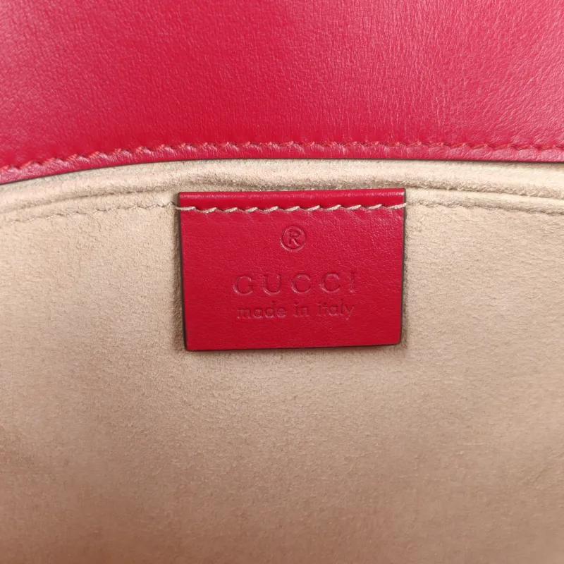 GUCCI Crossbody Bag GG Marmont Small Marmont 22Red Calfskin Small22 × 6 × 13 cm — detail view 10 of 13