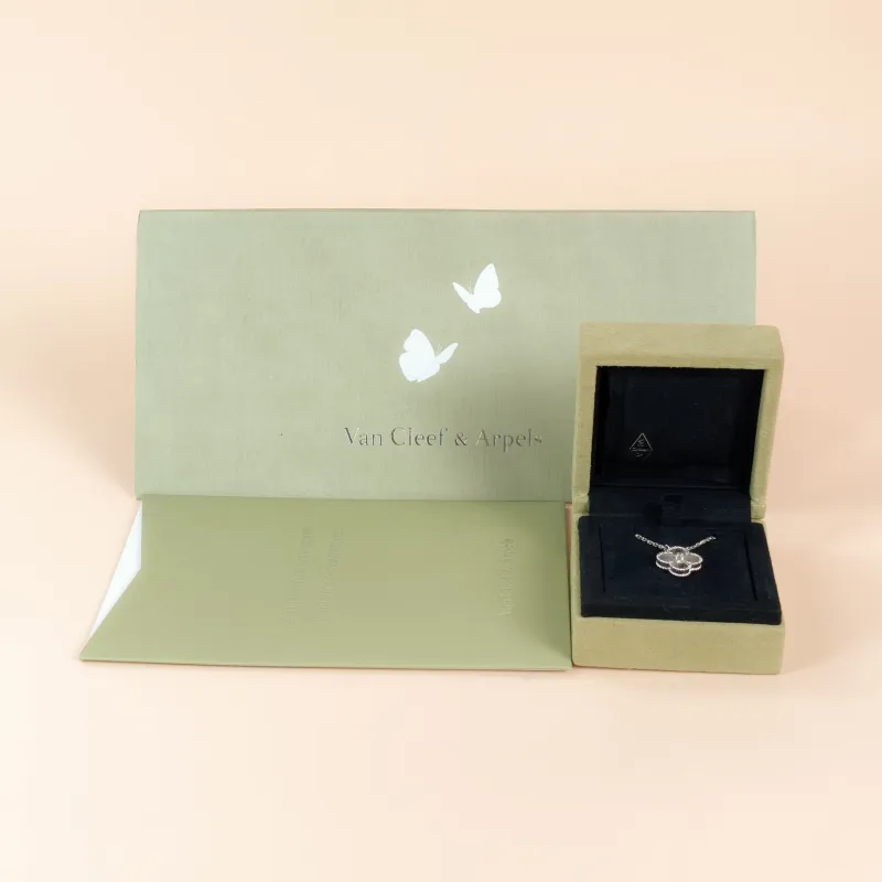 Van Cleef & Arpels Necklace Alhambra Alhambra Collection Necklace 20 White Gold Diamond18KW hite Gold Vintage Small 42cm — cover view 5 of 11