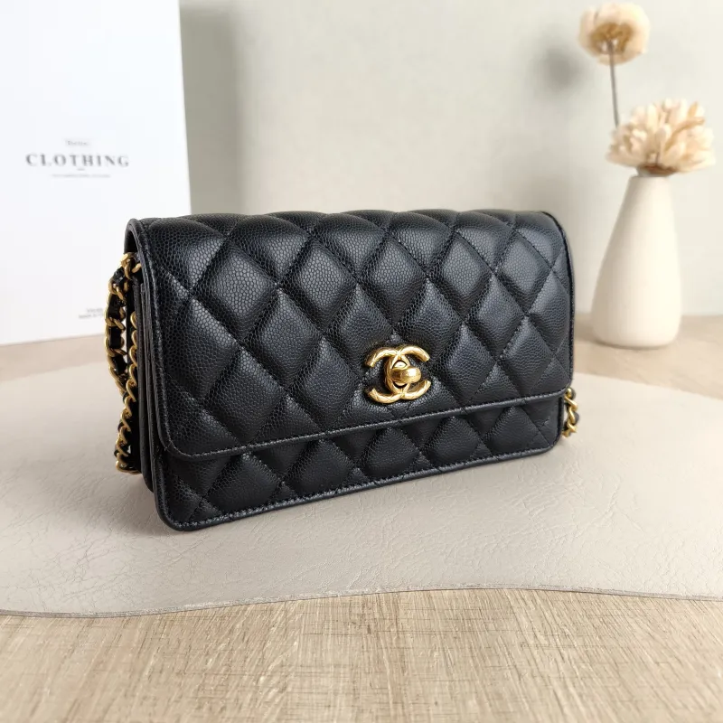 Chanel Crossbody Bag woc Black Calfskin Mini 19 × 6 × 11 cm — cover view 2 of 6