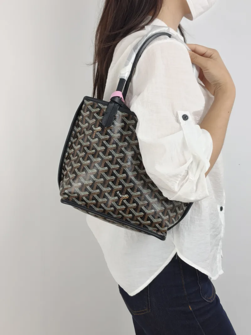 GOYARD Top Handle Bag ANJOU Shopping Tote Black ine Canvas Mini 19.5 × 9 × 19.5 cm — on-model view 1 of 2