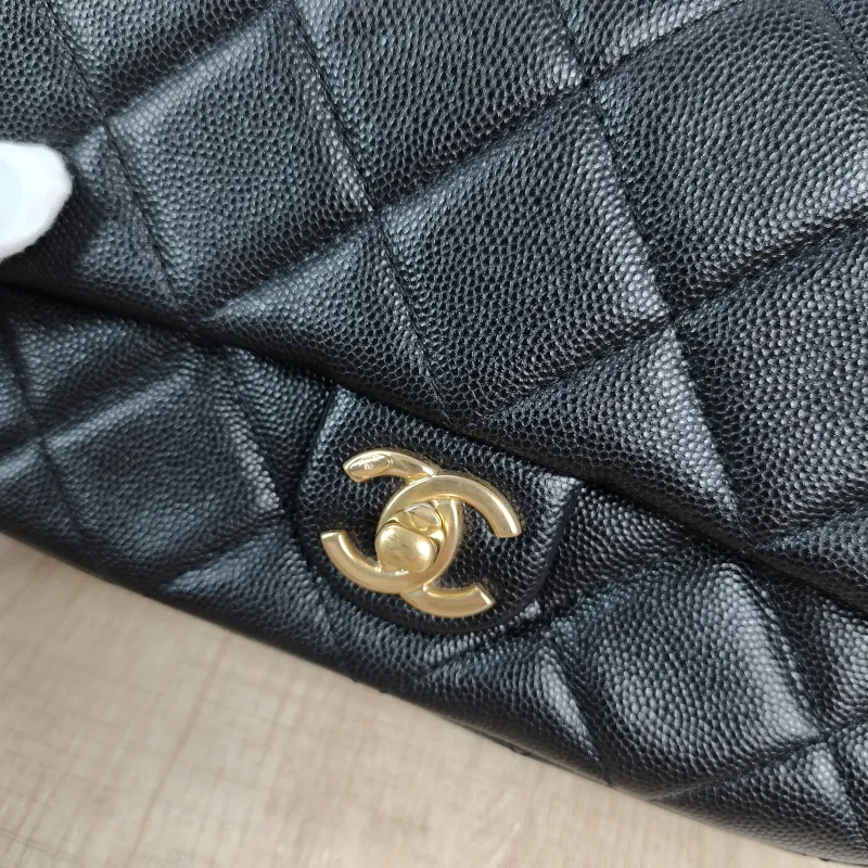 Chanel Shoulder Bag24p Shoulder Bag Black Grained Calfskinmini19 × 5.5 × 14 cm — detail view 9 of 14