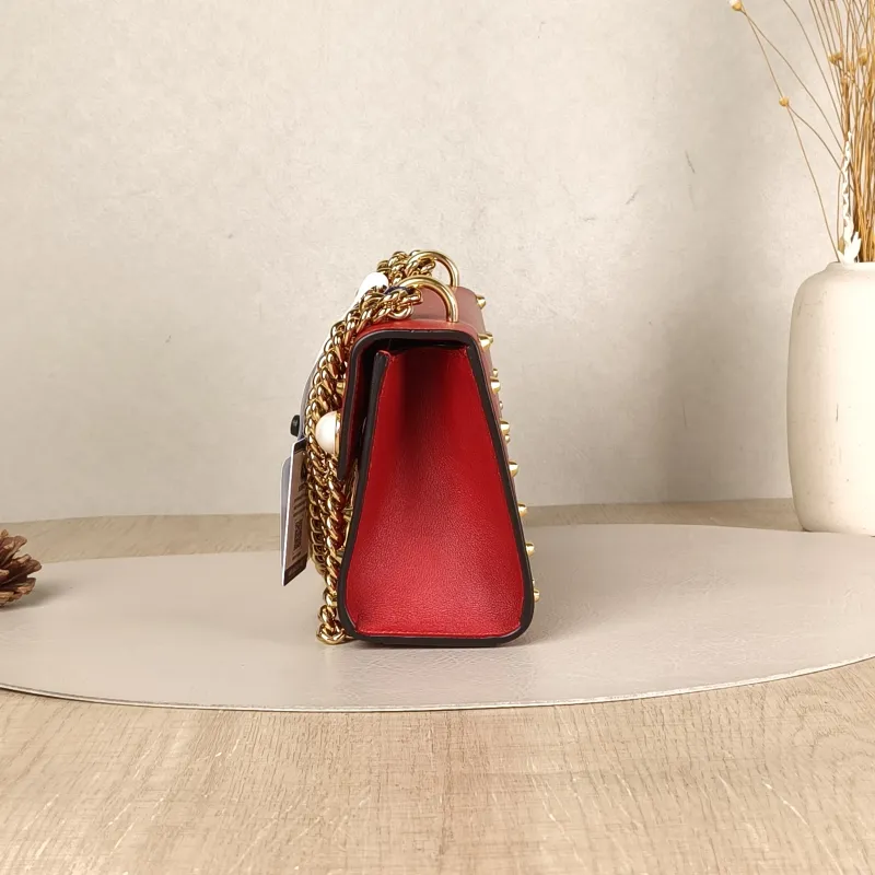 GUCCI Crossbody Bag Padlock Pearl Edition Red Calfskin Small 20.5 × 7.5 × 13 cm — detail view 11 of 13