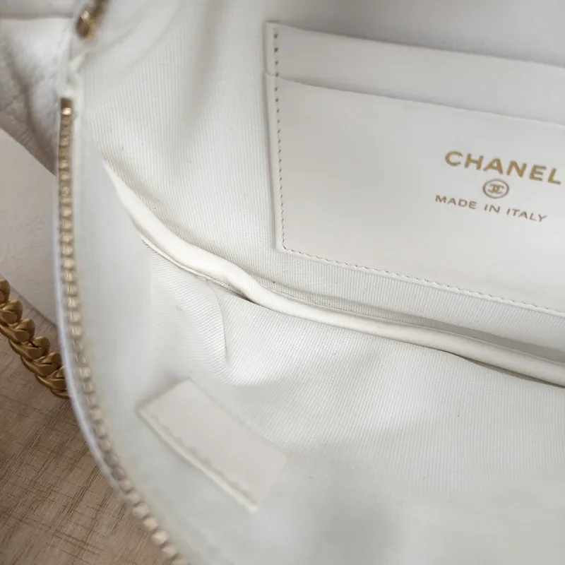 Chanel Belt Bag Belt Bag White Grained Calfskin One Size23 × 6 × 12 cm — detail view 1 of 13