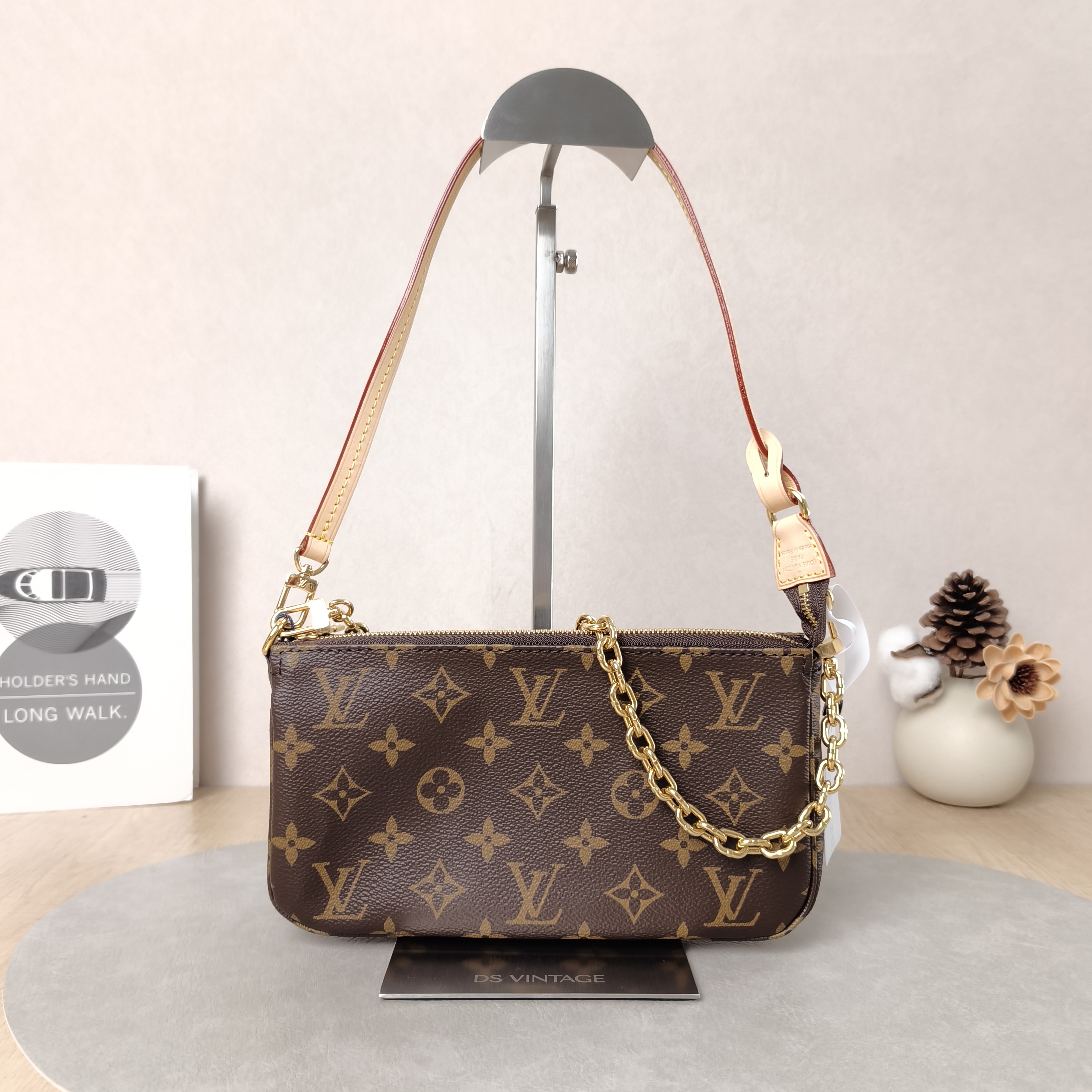 Louis Vuitton Shoulder Bag Pochette Accessoires Two Straps Monogram PVC Large23.5 × 4 × 13.5 cm