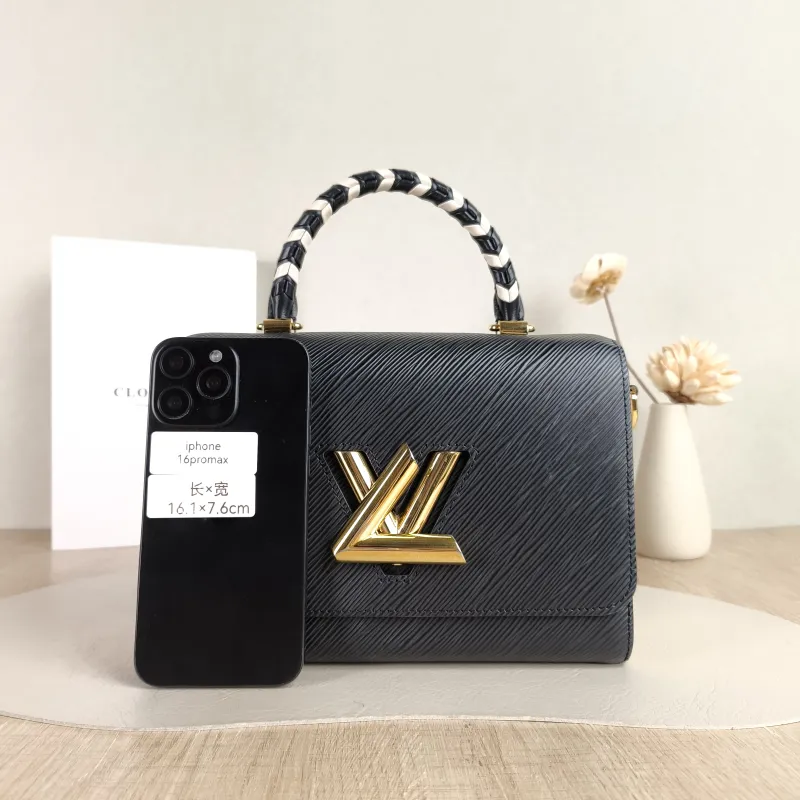 Louis Vuitton Crossbody Bag Crafty Twist Black · White Epi Embossed Calfskin Medium 23 × 9.5 × 17 cm — cover view 2 of 5